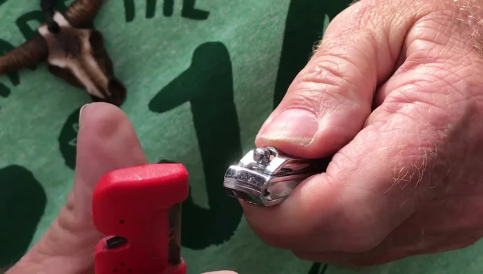 Turn the clippers over and repeat steps 2-4 for the opposite blade.