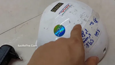 Turn on the lamp. The lamp will automatically turn off after the selected time.