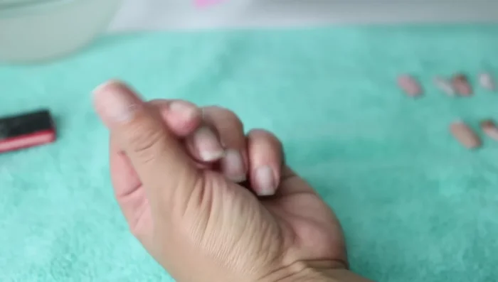 Trim or keep nails long as desired.