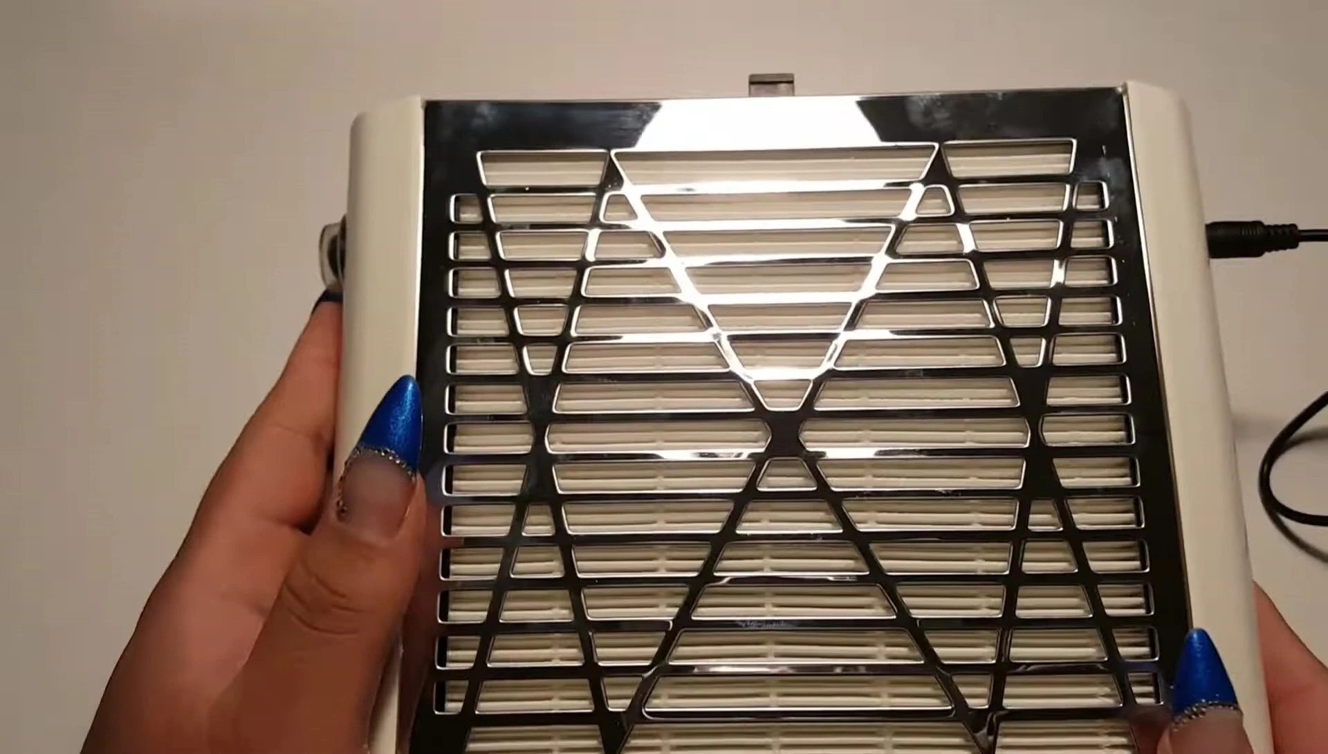 Loud nail dust collector review