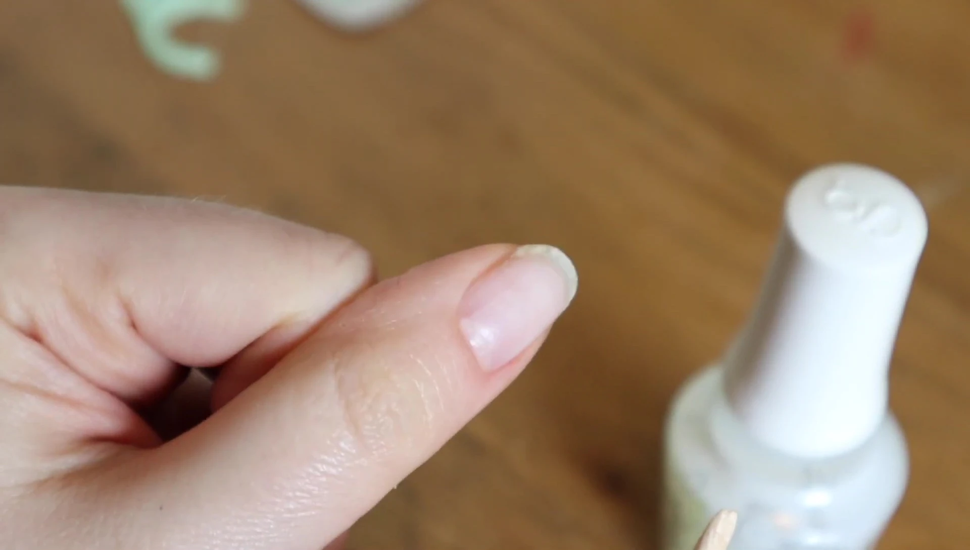 Gentle nail strip removal, oil method