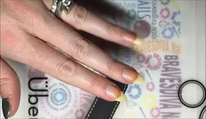 Germanikure Glass Nail File Review: Kitty Claw Nails & Eco-Conscious Luxury