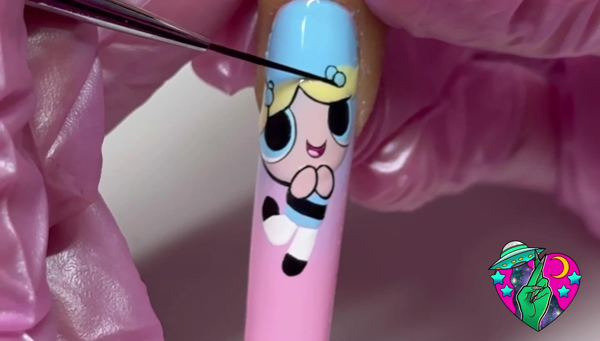 The Hella Cute Liner brush used to outline the Powerpuff Girl.