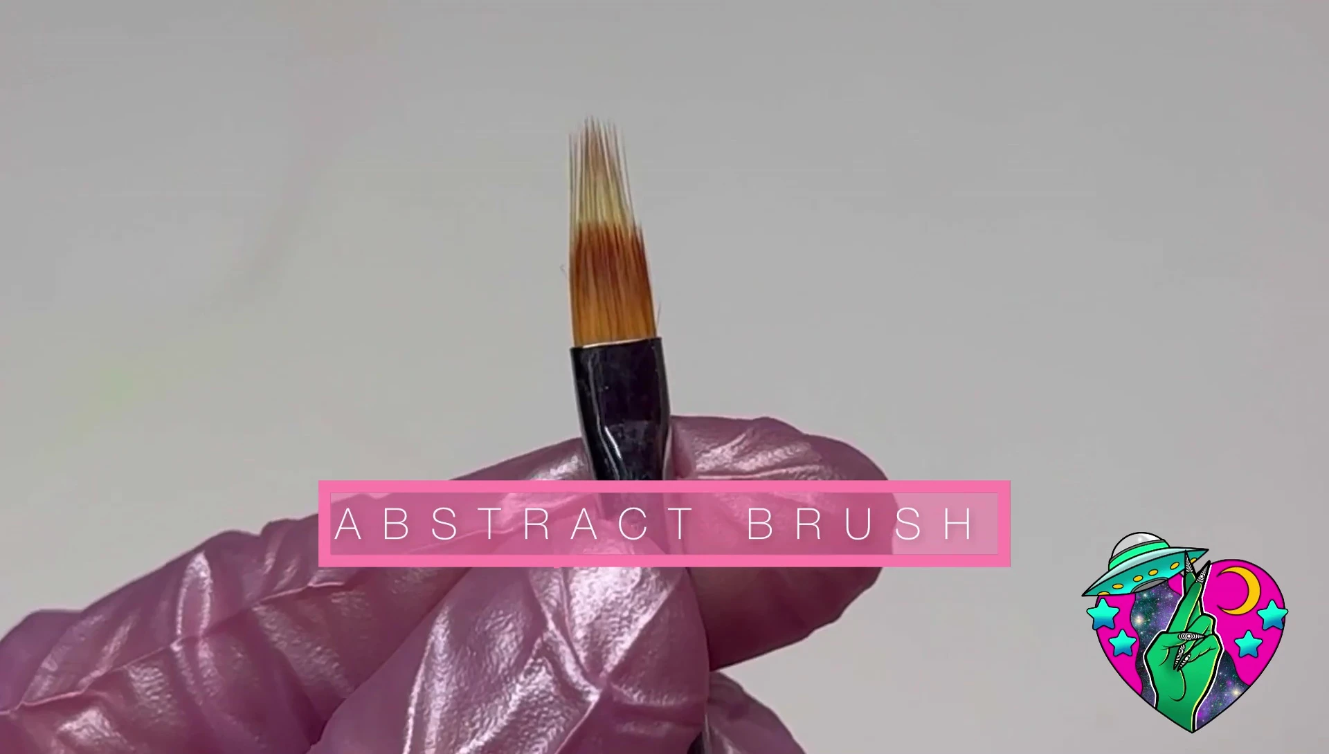 Close-up of the Abstract brush.