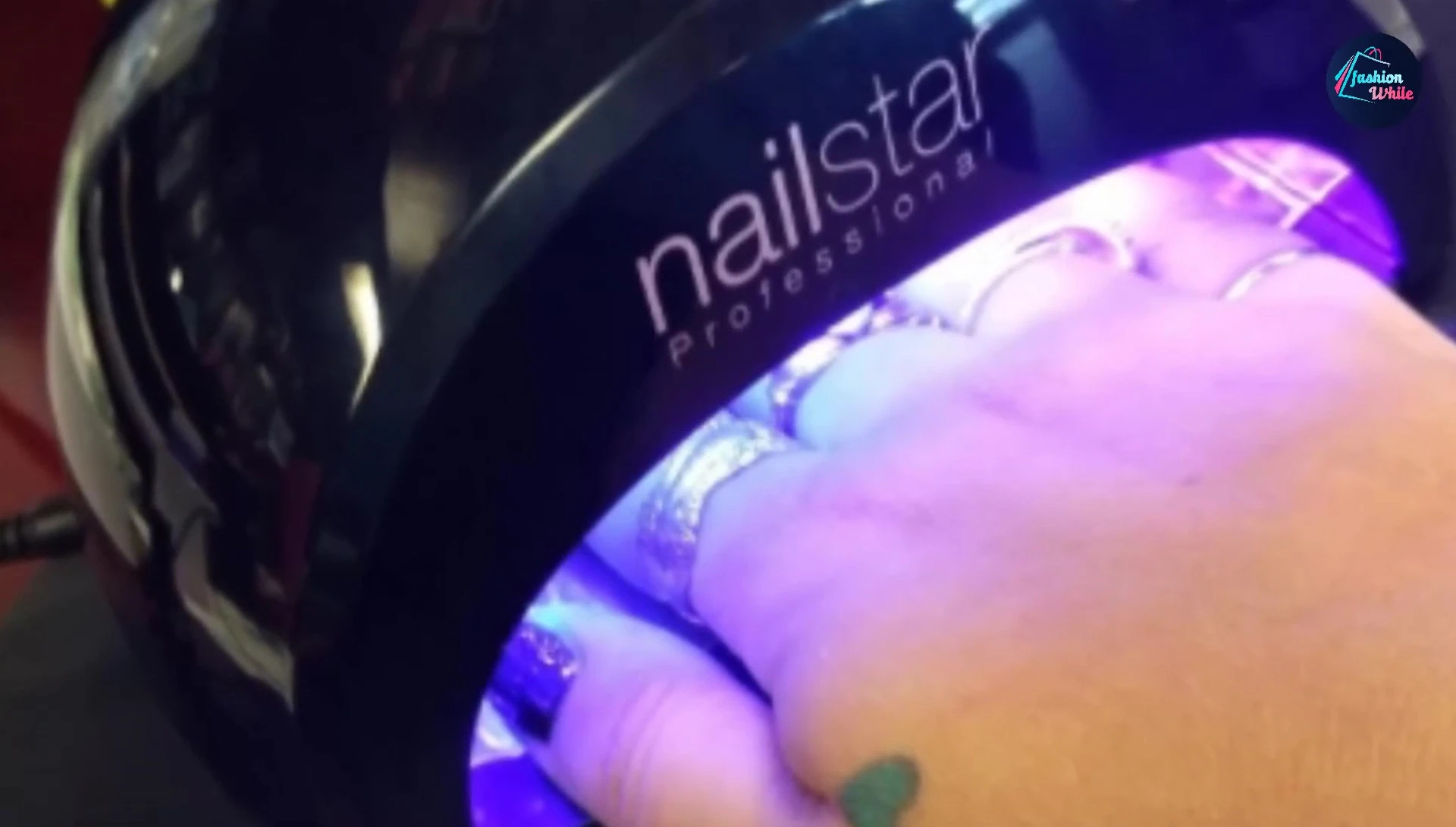 Nail Star lamp's durable construction