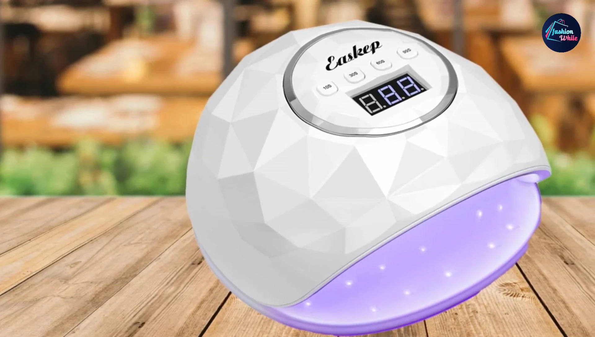 ESkip lamp's dual light source