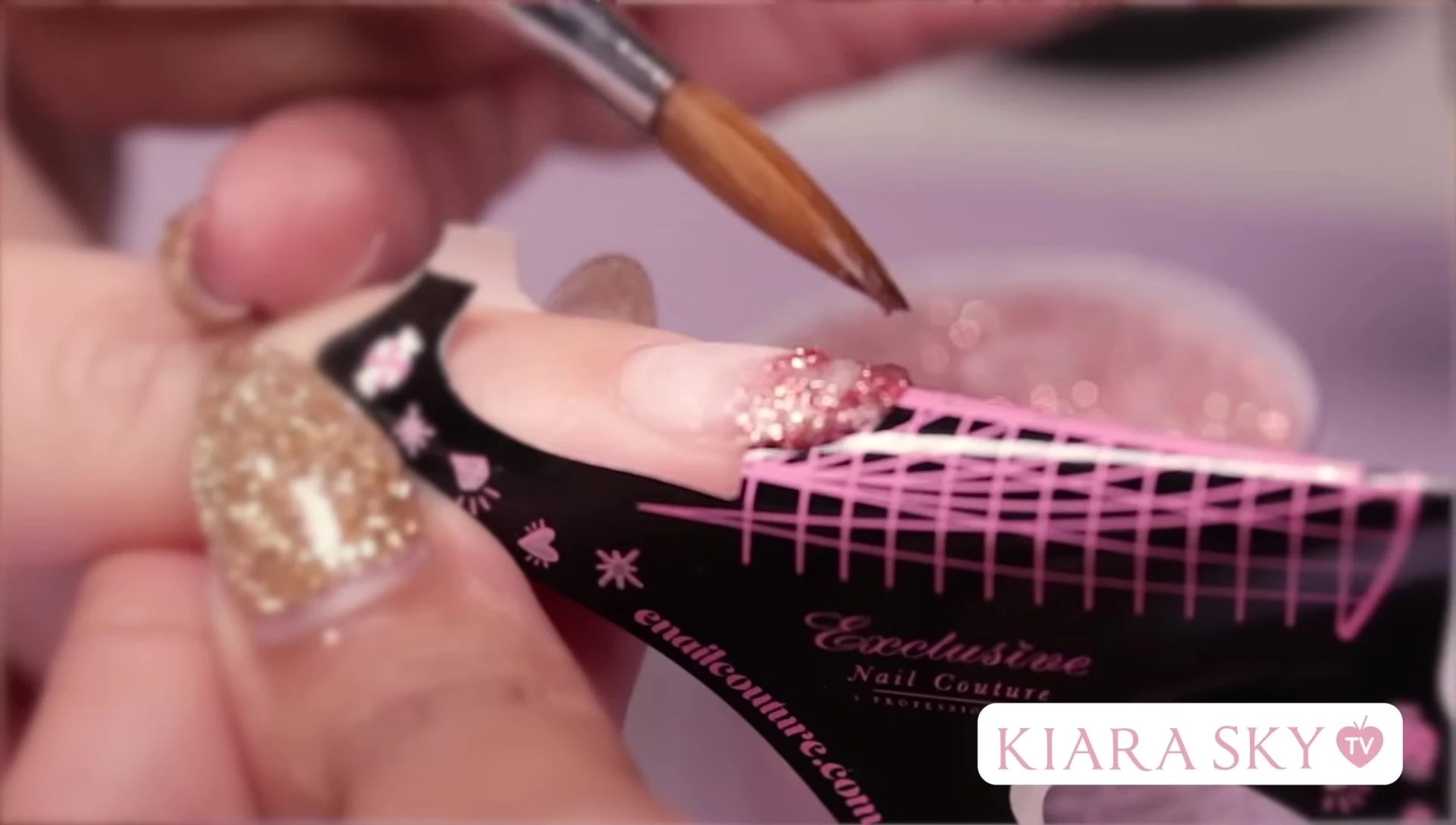 Placing acrylic at the free edge