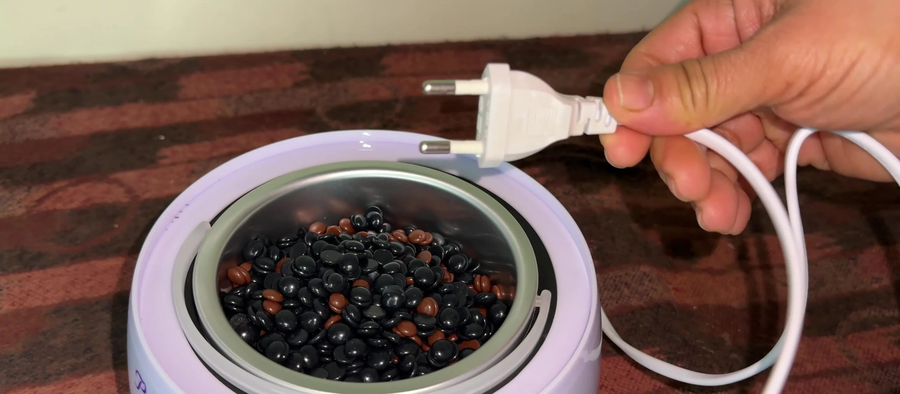 Power cord and plug