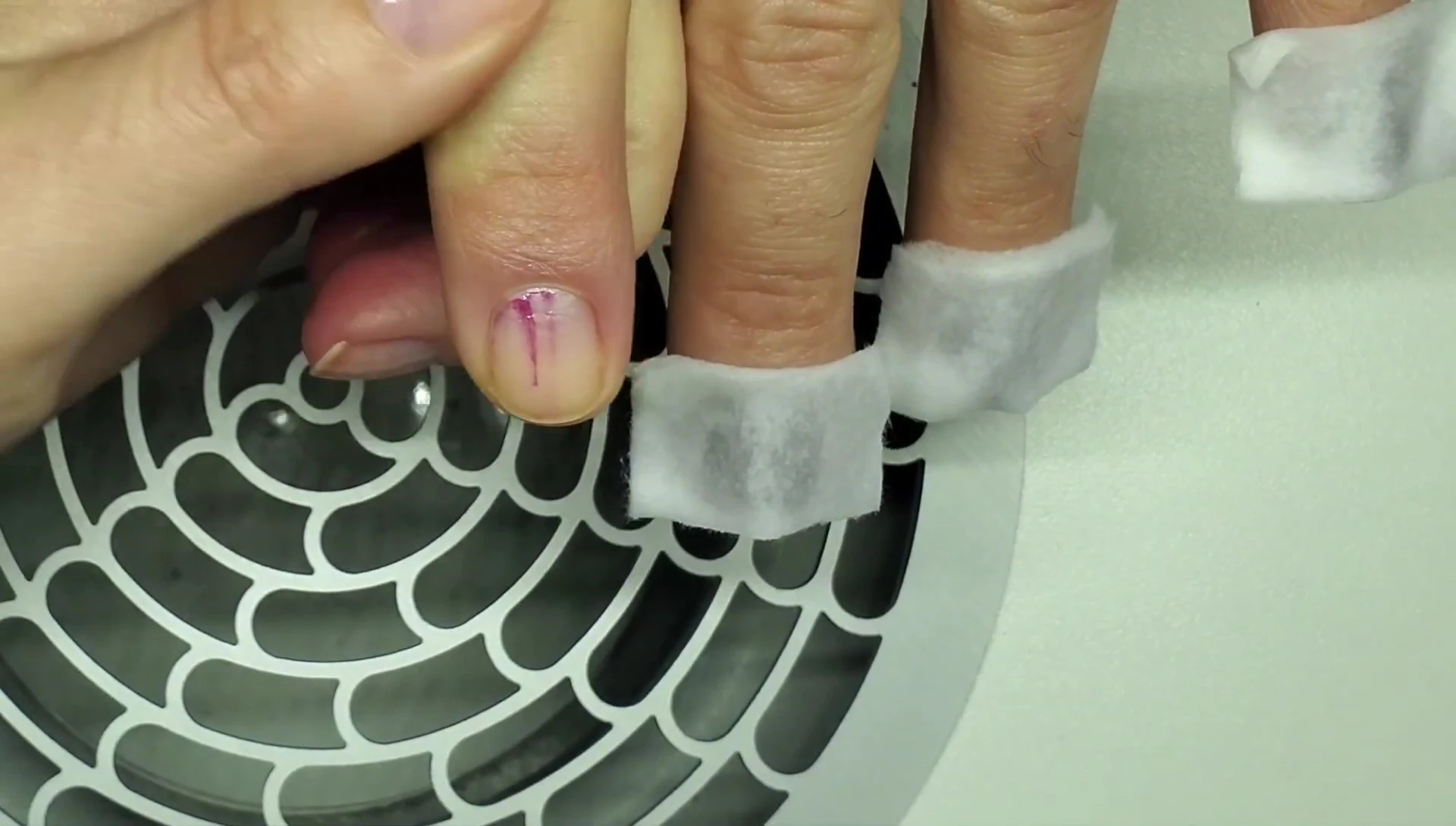 Demonstrating the application of Zoya remover