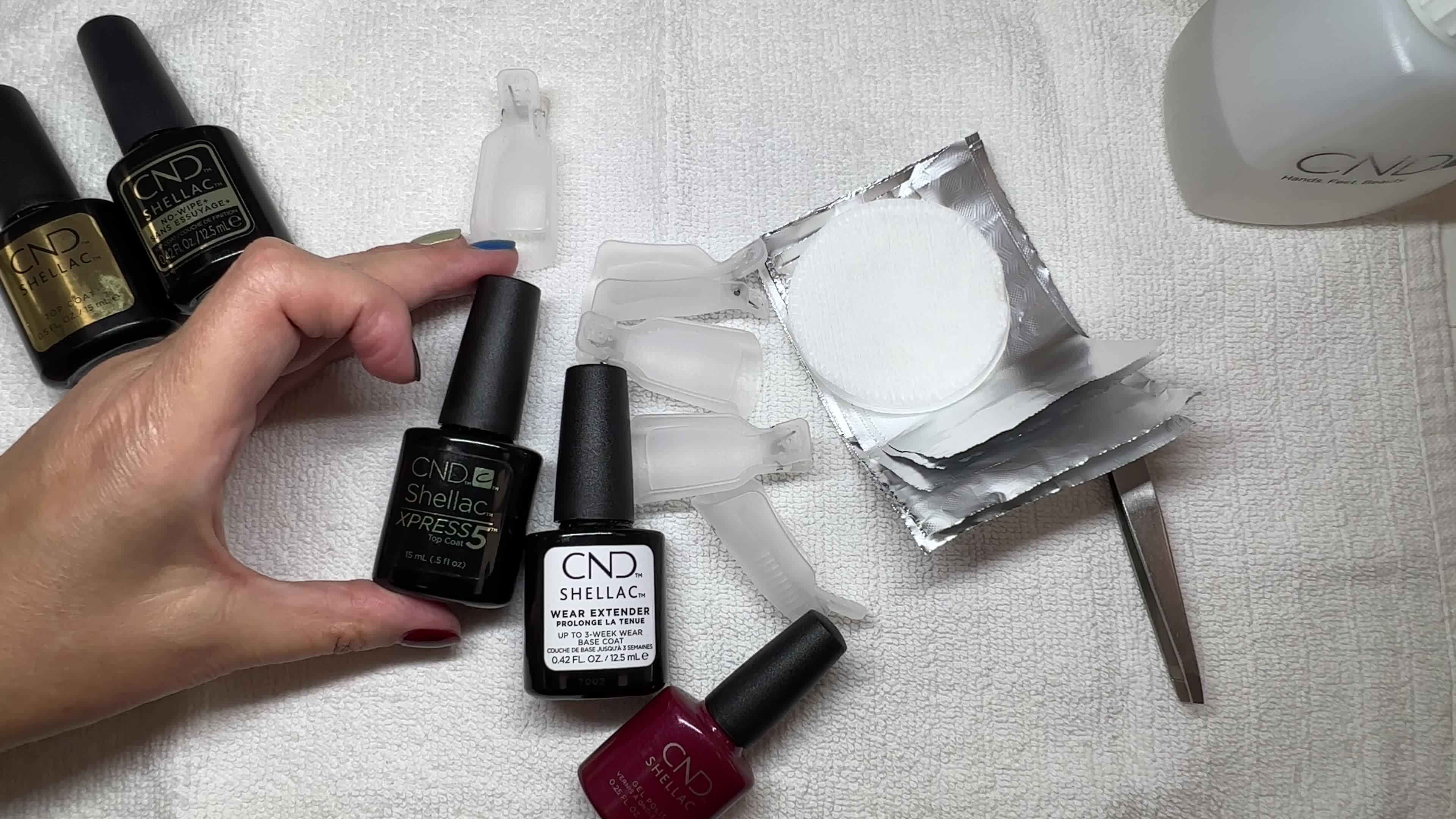Image showing the CND Shellac bottle.