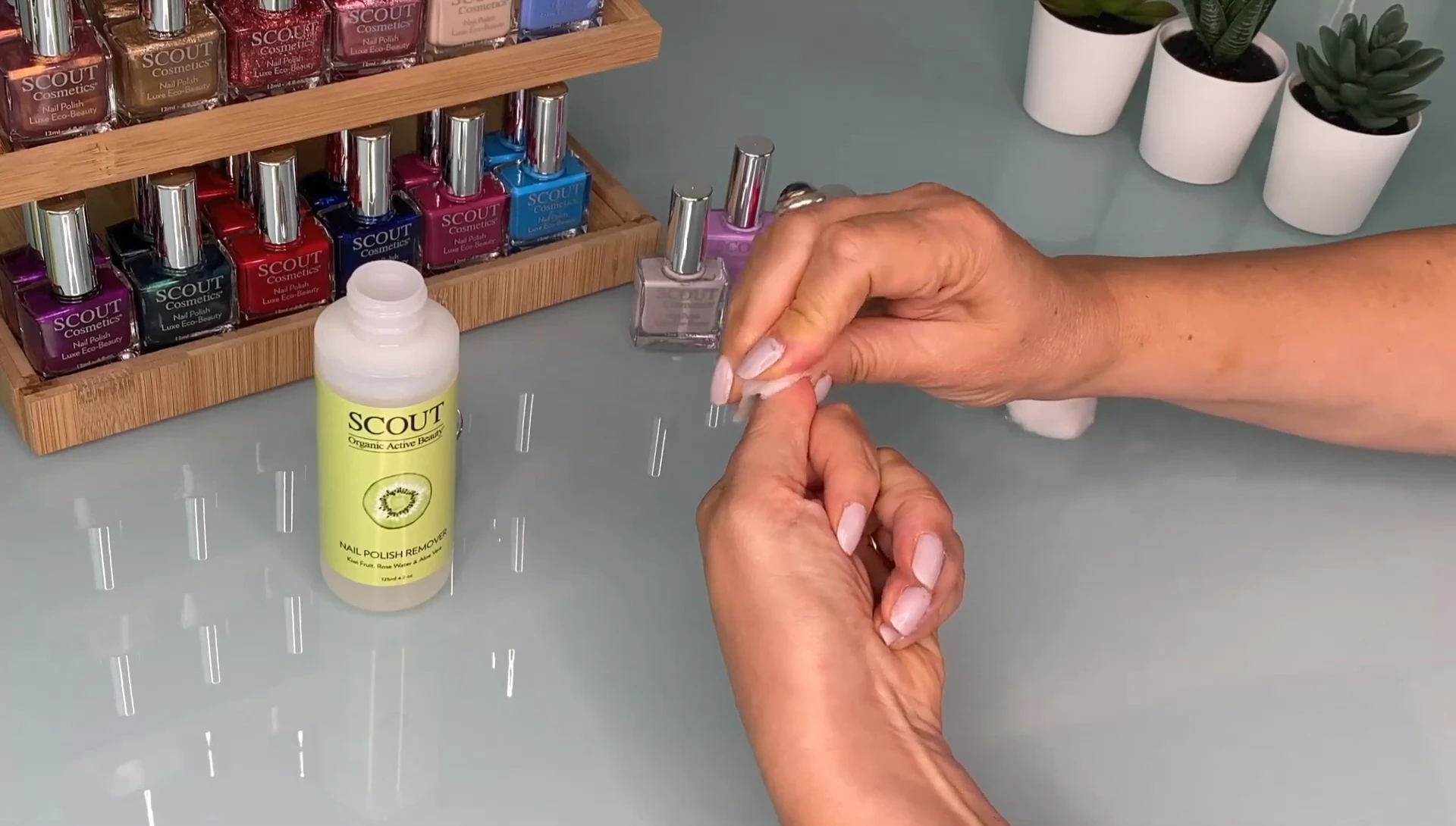 The nail polish being easily removed.