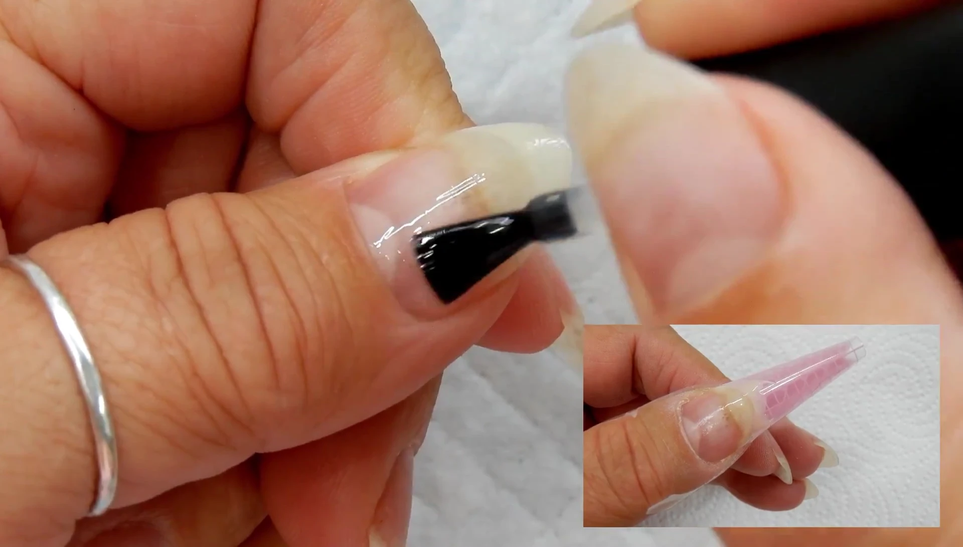 Applying the gel polish