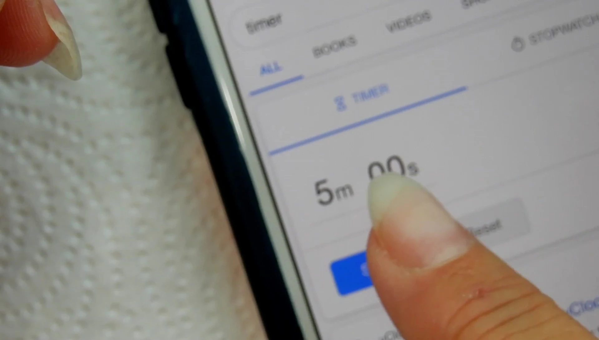 The 5-minute timer starts
