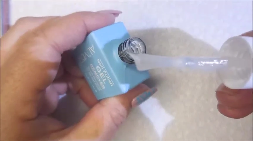 The thick consistency of the gel remover is shown.