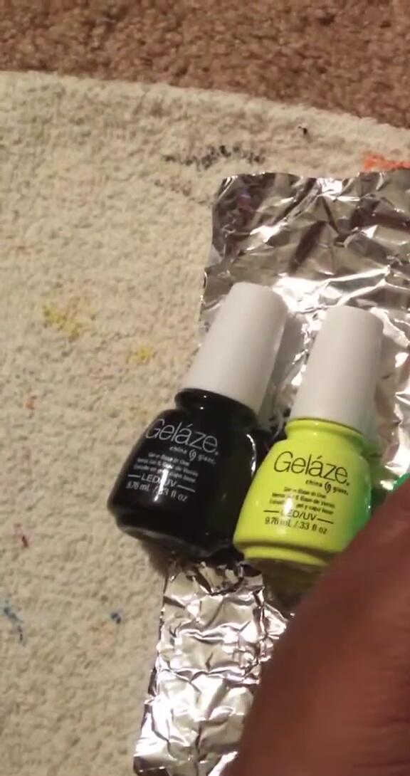 Image of the regular China Glaze nail polish included in the kit