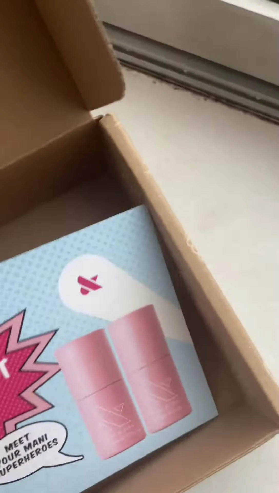 The Olive & June nail treatment duo box