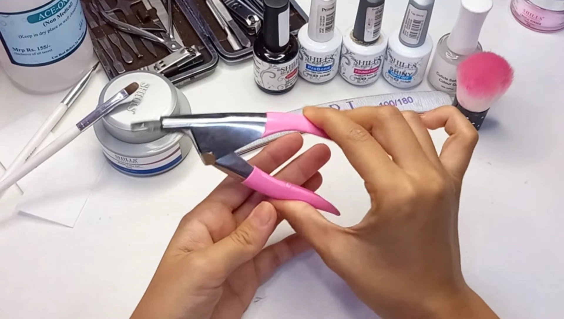 Nail clipper