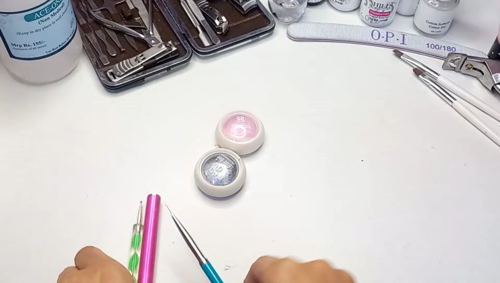 Fine liner brushes
