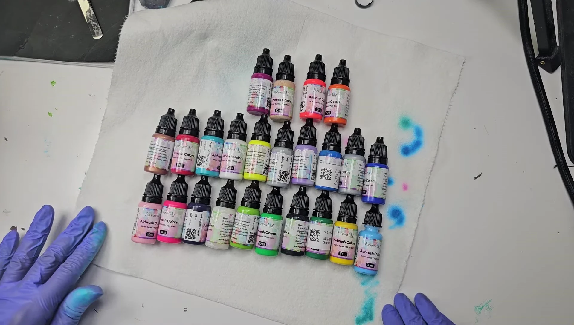 Full view of all the 24 colors in the paint set.
