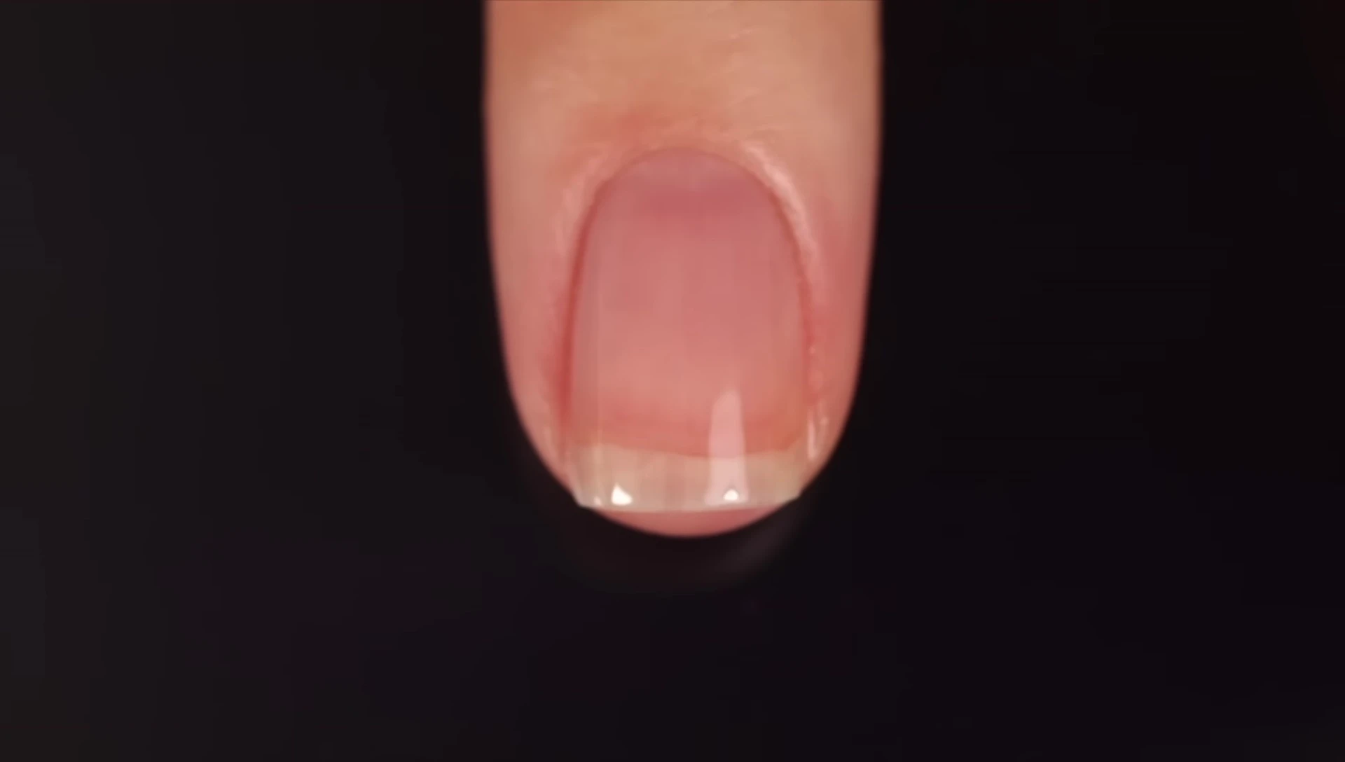 Mentioning base coat usage (Island Tea).