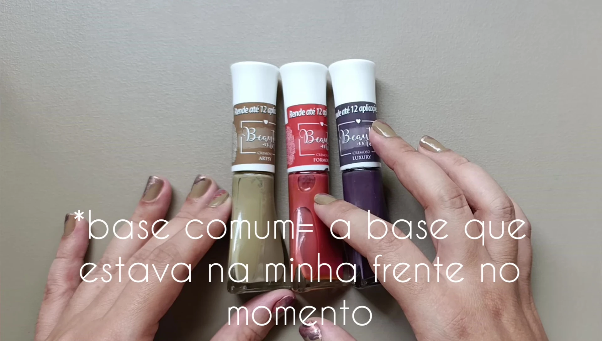 Screenshot illustrating nail polish chipping without top coat
