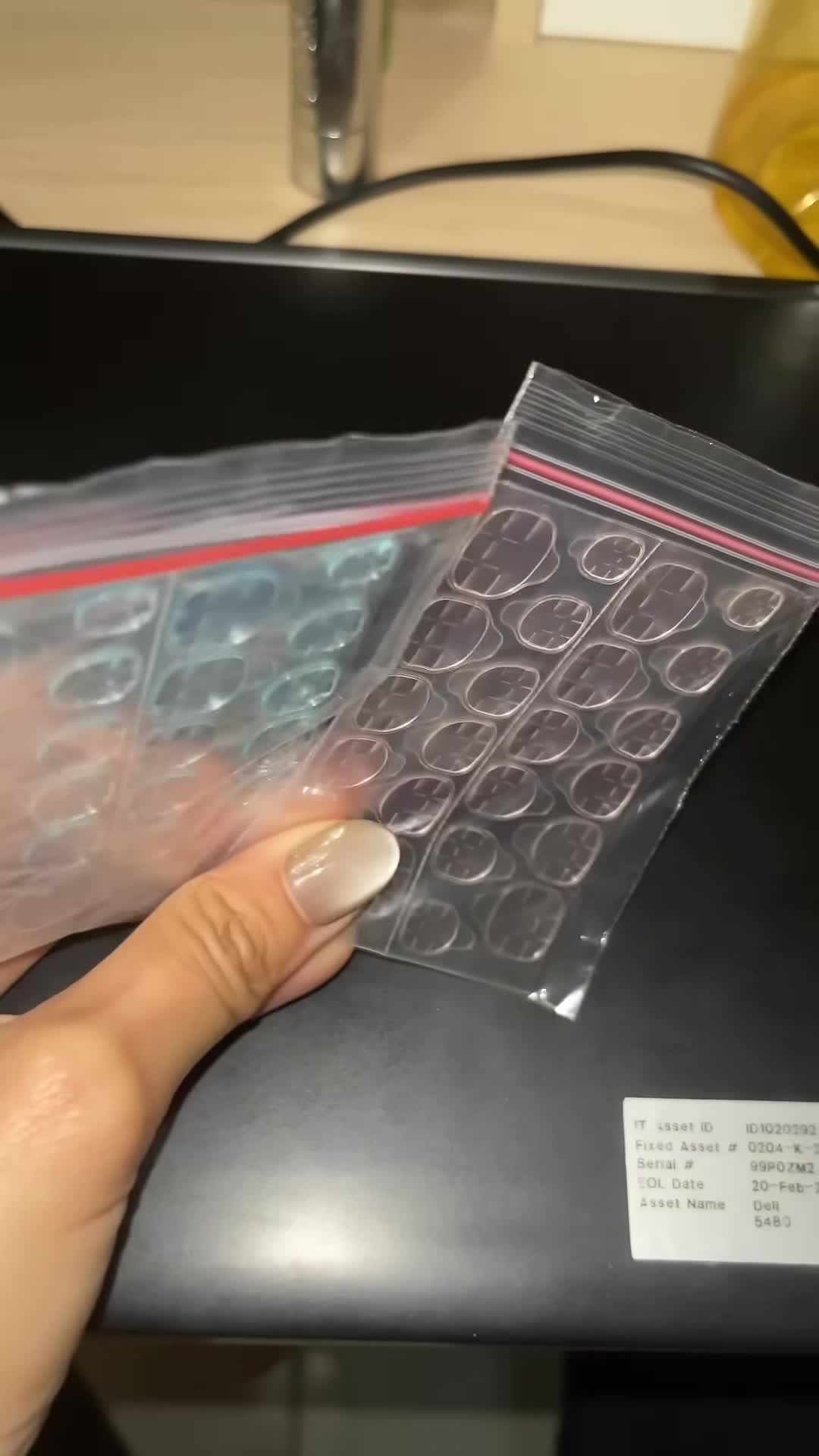 Screenshot showing different color variations of the nail glue