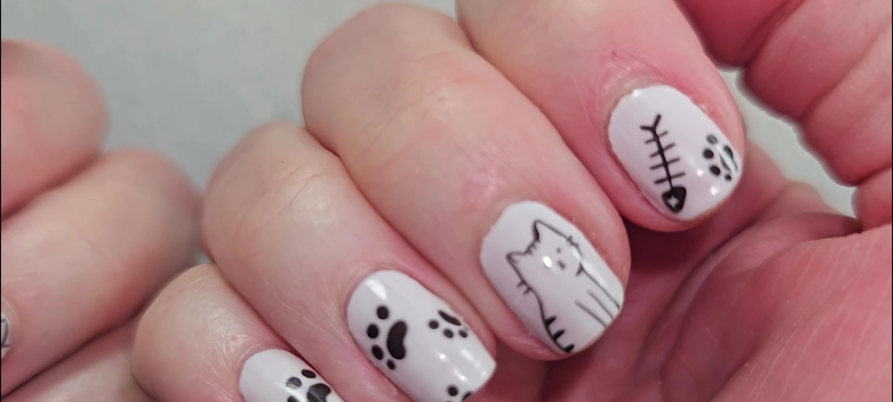 Close-up of long-lasting kitty cat design