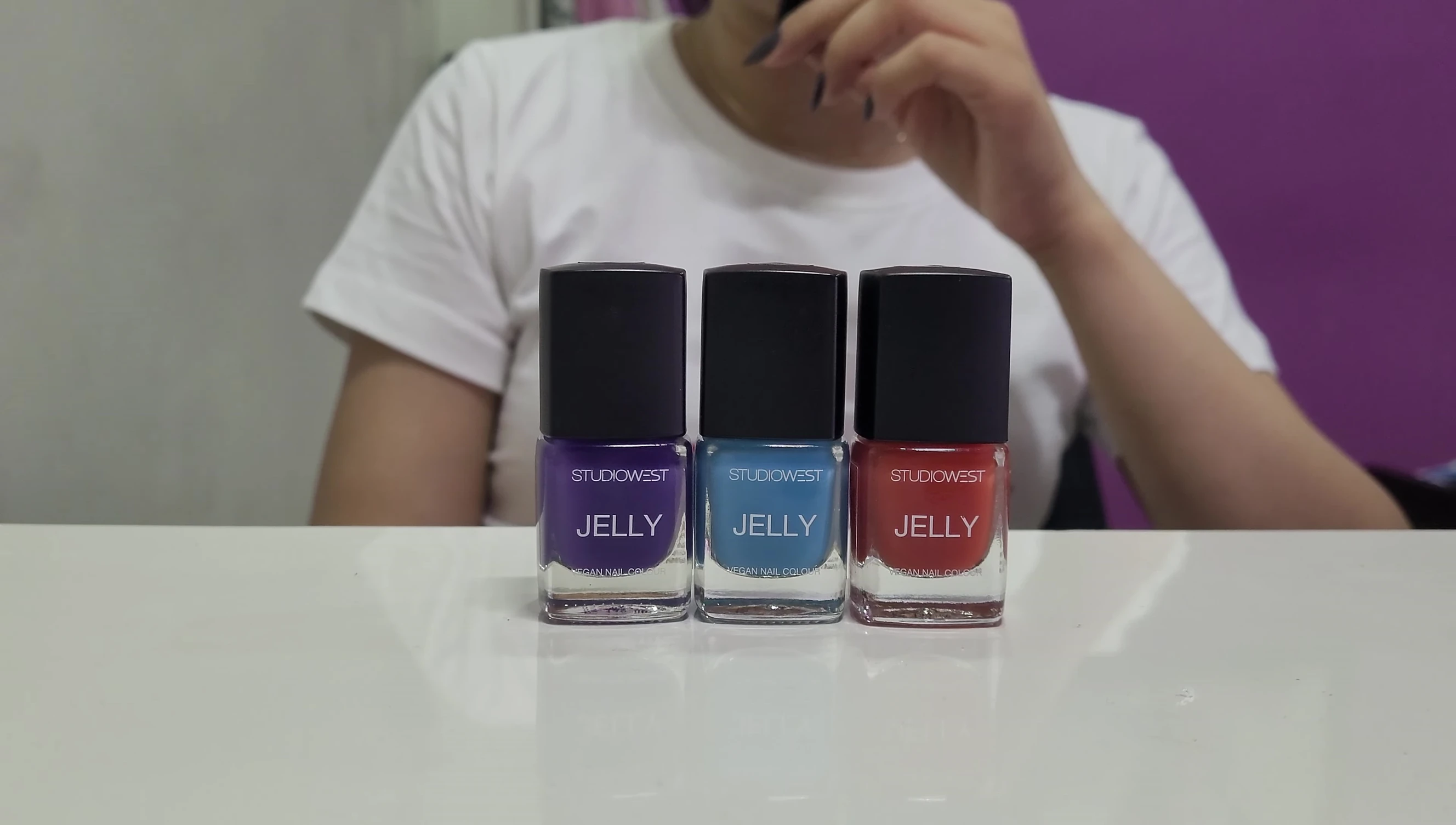 Watermelon shade on nails