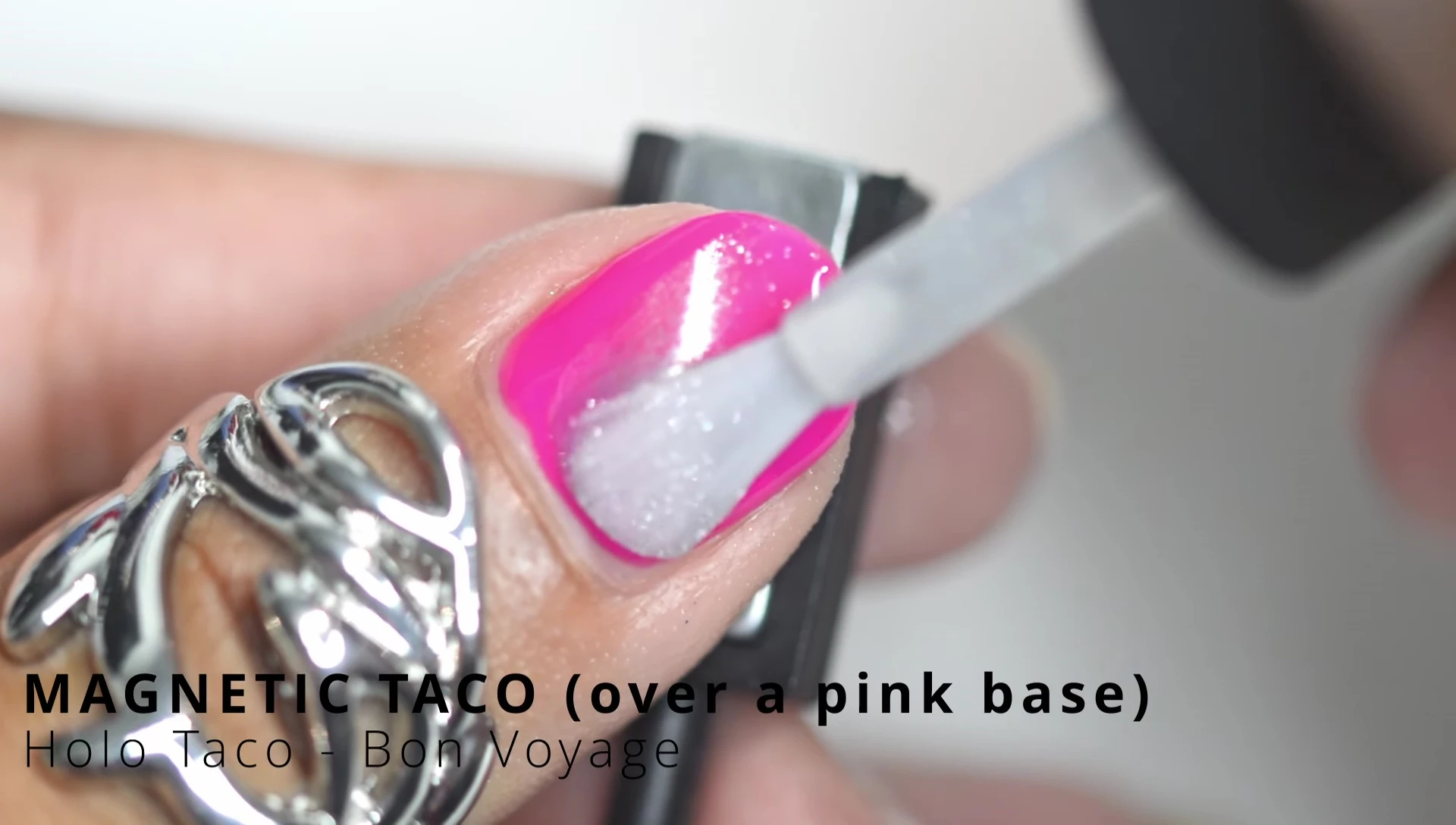 Another angle showing the Magnetic Taco's shimmer effect