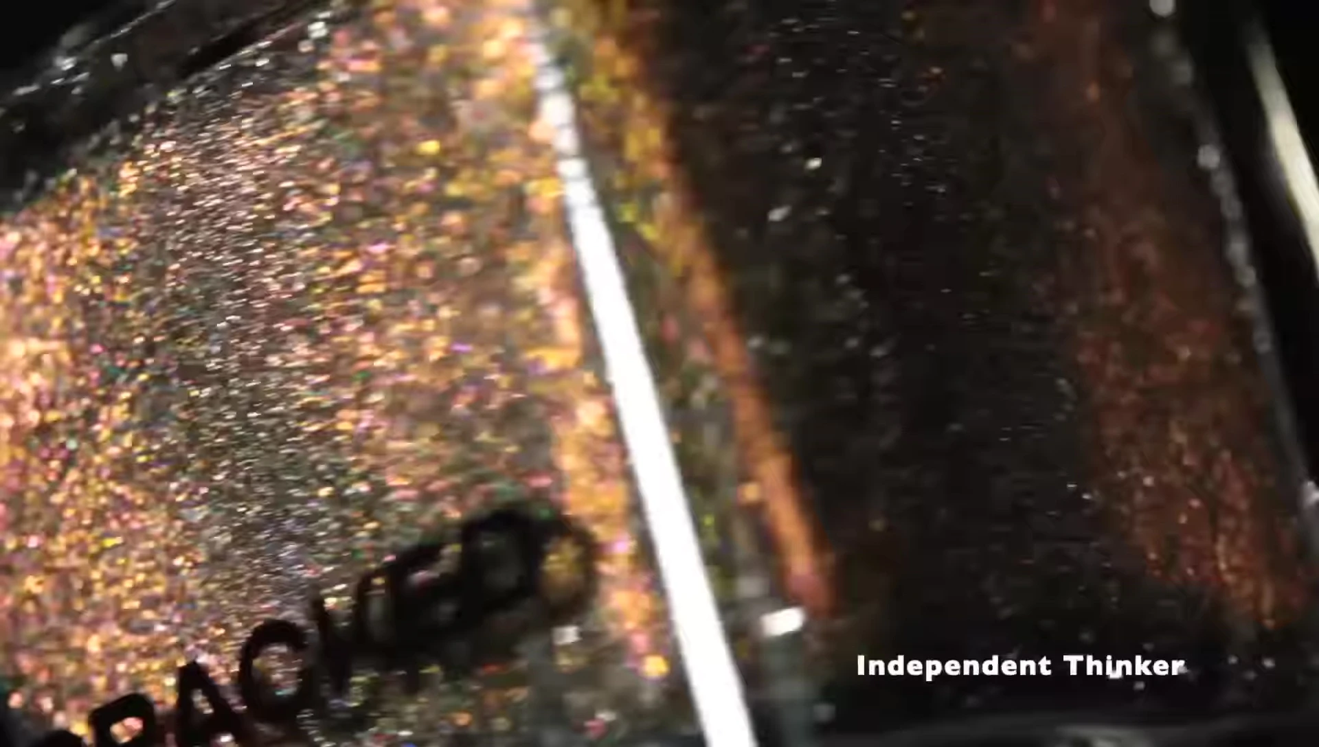 'Independent Thinker' polish on the nails